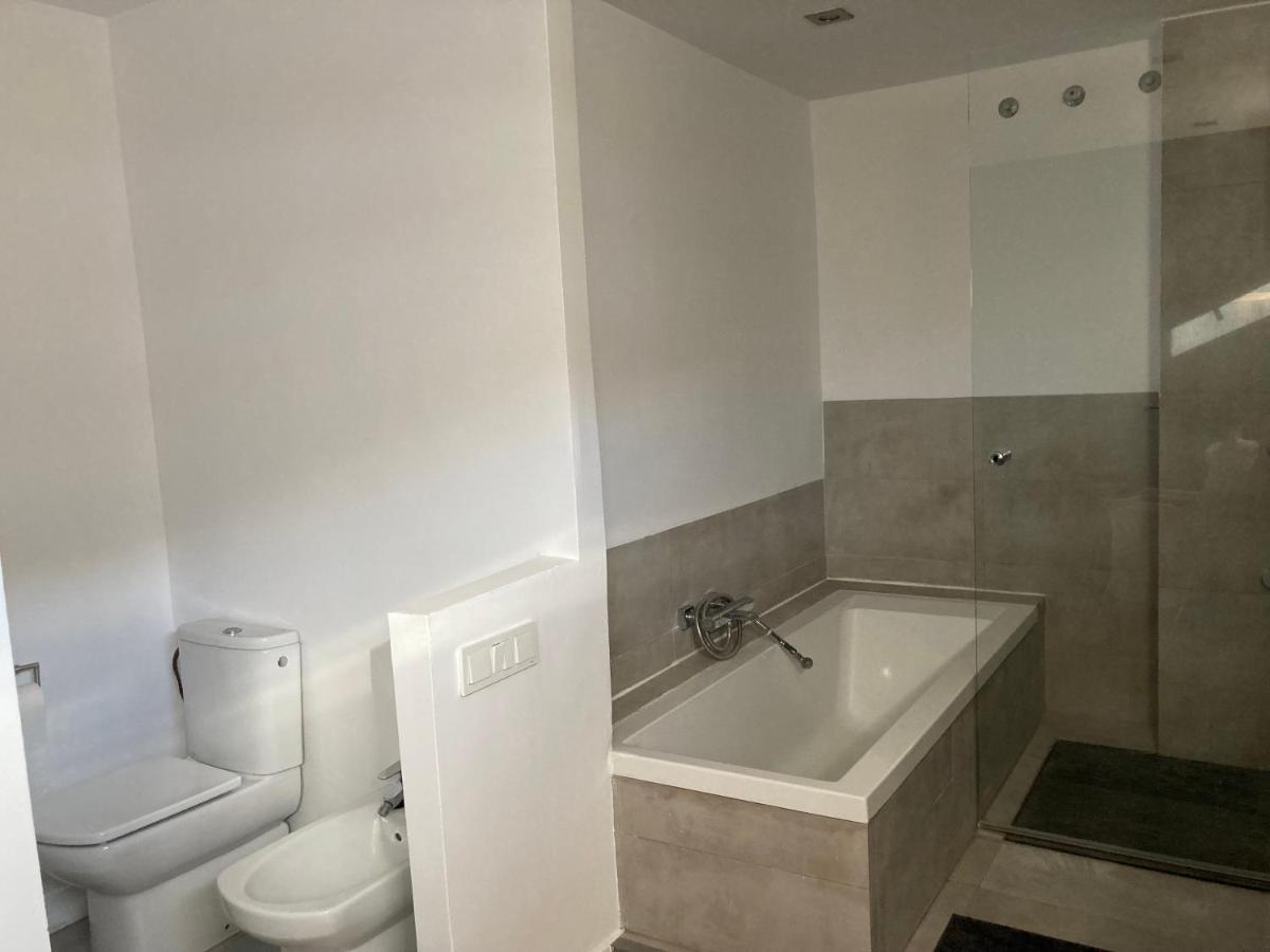 Piso Dos Dormitorios Muy Centrico Fuengirola Ngoại thất bức ảnh